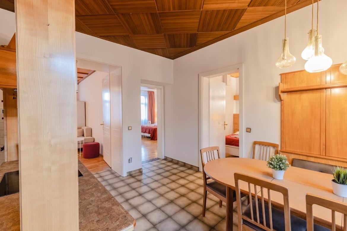 Appartement Hallo Nr 9 *